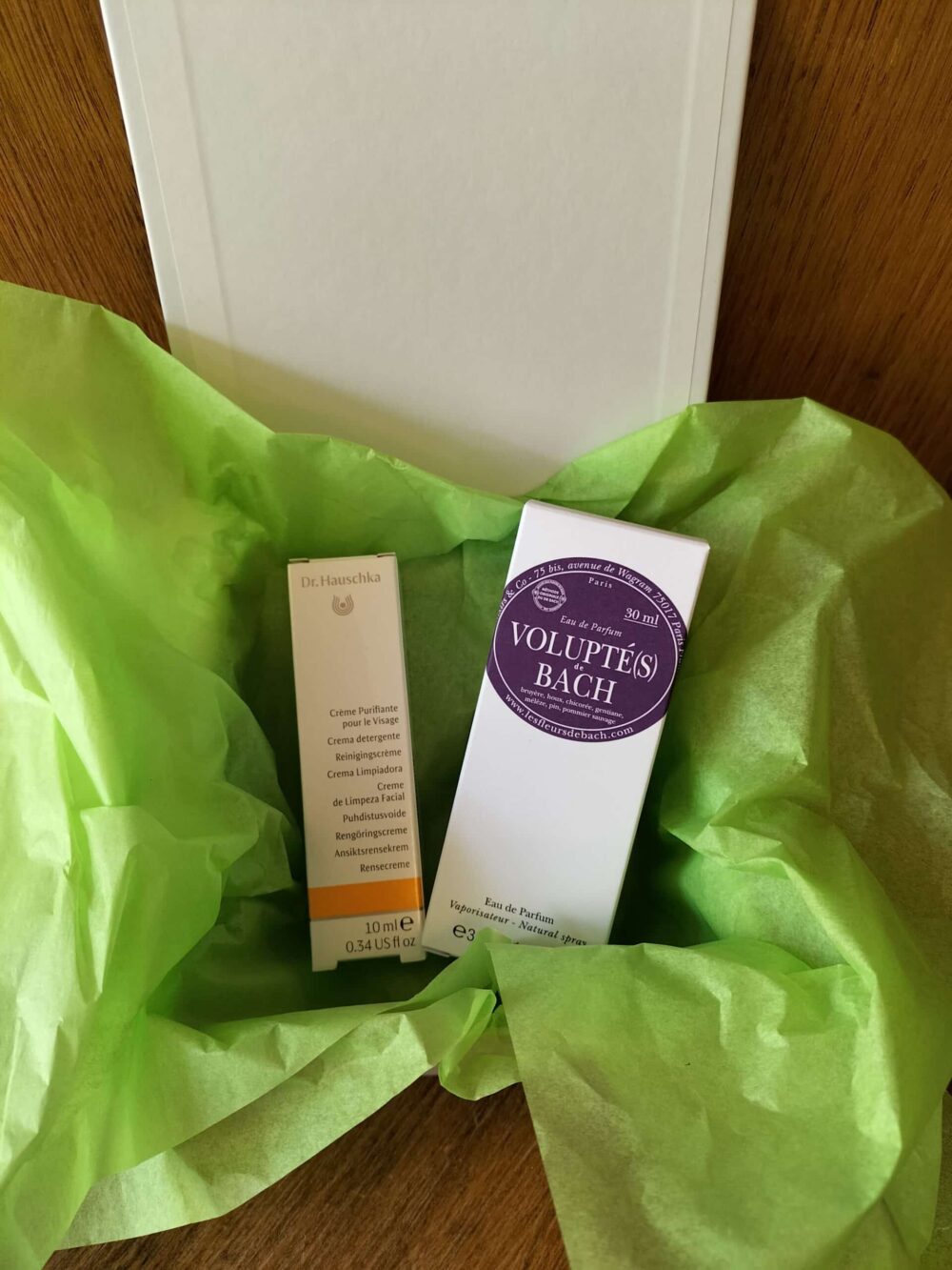 Coffret Volupté - Eau de parfum volupté de Bach 30 ml + Crème purifiante minitature Dr Hauschka